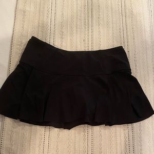 COPY - Lululemon skirt (skort) size 8 Black